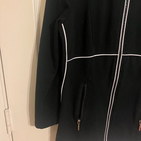 Nieman Marcus Black Jacket and Pants Set w White Piping - Picture 2 of 13